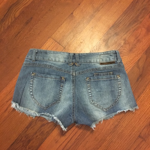 Jolt jean shorts! - Picture 5 of 6